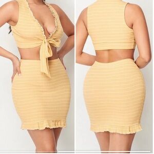 SLEEVELESS YELLOW 2 Piece Ruffles SKIRT & TOP
